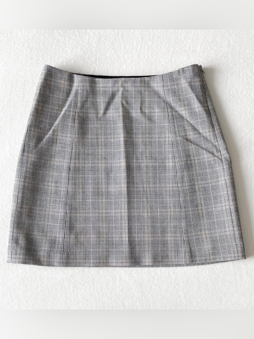 Babaton Classic Mini Skirt (Plaid/grid)